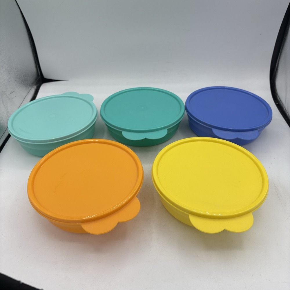 Tupperware Cereal Bowls Microwave Reheatable 2 Cups w Seal Lids Soup Set of 5